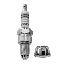 Charger l'image dans la galerie, 79084 Nickel Spark Plug Bosch Canada