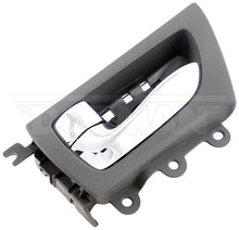 Charger l'image dans la galerie, 79882 Interior Door Handle Dorman - HELP Canada