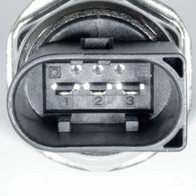 Load image into Gallery viewer, 7.11225.18.0 Fuel Pressure Sensor Pierburg Canada