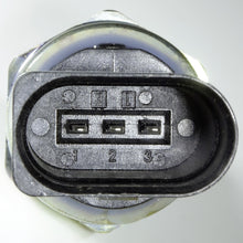 Charger l'image dans la galerie, 7.11225.43.0 Fuel Pressure Sensor Pierburg Canada
