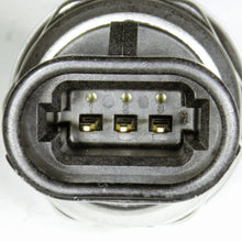 Charger l'image dans la galerie, 7.11225.49.0 Exhaust Gas Temperature (EGT) Sensor Pierburg Canada