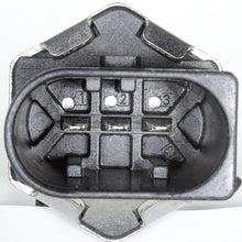 Charger l'image dans la galerie, 7.11225.52.0 Fuel Pressure Sensor Pierburg Canada