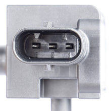Load image into Gallery viewer, 7.11492.11.0 Exhaust Gas Differential Pressure Sensor Pierburg Canada