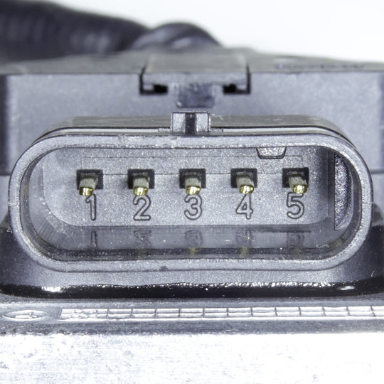 7.13557.10.0 Nitrogen Oxide (NOx) Sensor Pierburg Canada