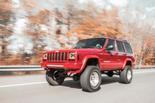 Charger l'image dans la galerie, 633N2 4.5 Inch Lift Kit - RR springs - Jeep Cherokee XJ 2WD/4WD (84-01) Rough Country Canada