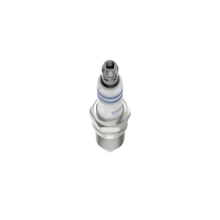 Load image into Gallery viewer, 8106 OE Fine Wire Double Platinum Spark Plug Bosch Canada