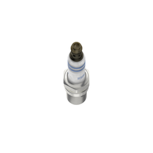 Load image into Gallery viewer, 8113 OE Fine Wire Double Platinum Spark Plug Bosch Canada
