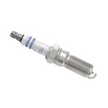 Load image into Gallery viewer, 8114 OE Fine Wire Double Platinum Spark Plug Bosch Canada