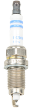 Load image into Gallery viewer, 8123 OE Fine Wire Double Platinum Spark Plug Bosch Canada
