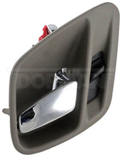 Charger l'image dans la galerie, 81663 Interior Door Handle Dorman - HELP Canada