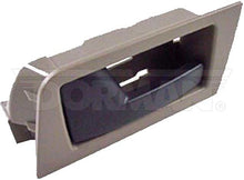 Charger l'image dans la galerie, 81782 Interior Door Handle Dorman - HELP Canada