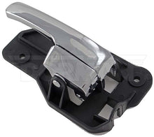 Charger l'image dans la galerie, 81787 Interior Door Handle Dorman - HELP Canada