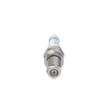 Load image into Gallery viewer, 8180 OE Fine Wire Double Platinum Spark Plug Bosch Canada