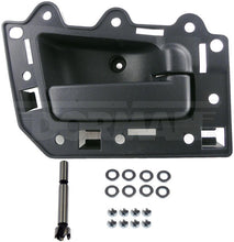 Charger l'image dans la galerie, 82124 Interior Door Handle Dorman - HELP Canada