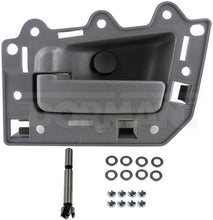 Charger l'image dans la galerie, 82143 Interior Door Handle Dorman - HELP Canada