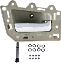Charger l'image dans la galerie, 82163 Interior Door Handle Dorman - HELP Canada
