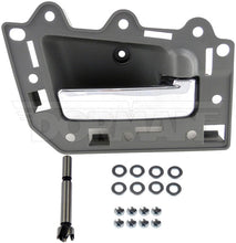 Charger l'image dans la galerie, 82167 Interior Door Handle Dorman - HELP Canada