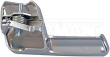 Charger l'image dans la galerie, 82170 Interior Door Handle Dorman - HELP Canada