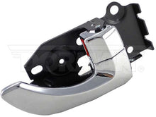 Charger l'image dans la galerie, 82288 Interior Door Handle Dorman - HELP Canada