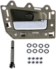 Charger l'image dans la galerie, 82303 Interior Door Handle Dorman - HELP Canada
