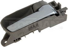 Charger l'image dans la galerie, 82389 Interior Door Handle Dorman - HELP Canada