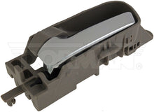 Charger l'image dans la galerie, 82390 Interior Door Handle Dorman - HELP Canada