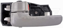 Charger l'image dans la galerie, 82472 Interior Door Handle Dorman - HELP Canada