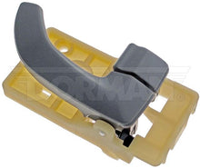 Charger l'image dans la galerie, 83465 Interior Door Handle Dorman - HELP Canada
