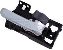 Charger l'image dans la galerie, 83654 Interior Door Handle Dorman - HELP Canada