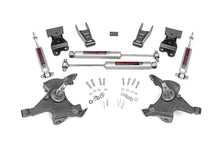 Charger l'image dans la galerie, 725.20 Lowering Kit - 2 Inch FR - 4 Inch RR - Chevy C1500/K1500 Truck (88-99) Rough Country Canada