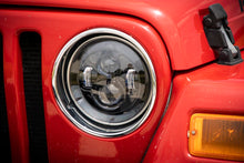 Load image into Gallery viewer, RCH5000 7 Inch Headlight - Pair - Jeep Wrangler JK (07-18)/Wrangler TJ (97-06) Rough Country Canada