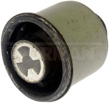 Charger l'image dans la galerie, 905-900 Axle Support Bushing Dorman - OE Solutions Canada