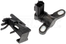 Charger l'image dans la galerie, 907-879 Engine Crankshaft Position Sensor Dorman - OE Solutions Canada