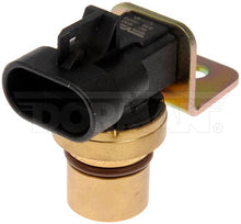 Charger l'image dans la galerie, 907-900 Engine Crankshaft Position Sensor Dorman - OE Solutions Canada