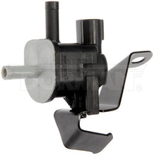 Charger l'image dans la galerie, 911-387 Vapor Canister Purge Valve Dorman - OE Solutions Canada
