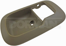 Charger l'image dans la galerie, 91299 Interior Door Handle Bezel Dorman - HELP Canada