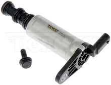Charger l'image dans la galerie, 916-515 Engine Variable Valve Timing (VVT) Solenoid Dorman - OE Solutions Canada