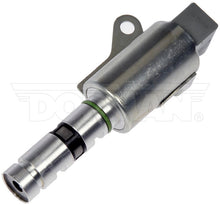 Charger l'image dans la galerie, 916-733 Engine Variable Valve Timing (VVT) Solenoid Dorman - OE Solutions Canada