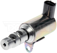 Charger l'image dans la galerie, 916-805 Engine Variable Valve Timing (VVT) Solenoid Dorman - OE Solutions Canada