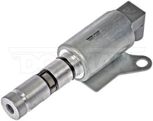 Charger l'image dans la galerie, 918-051 Engine Variable Valve Timing (VVT) Solenoid Dorman - OE Solutions Canada