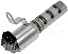 Charger l'image dans la galerie, 918-098 Engine Variable Valve Timing (VVT) Solenoid Dorman - OE Solutions Canada