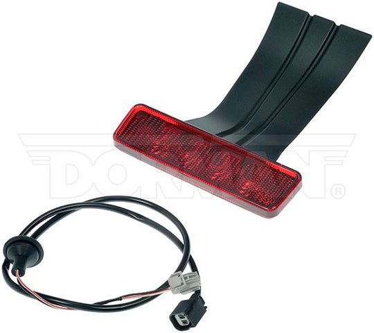 923-134 Center High Mount Stop Light Dorman - OE Solutions Canada