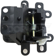 Charger l'image dans la galerie, 93268 Interior Door Handle Dorman - HELP Canada