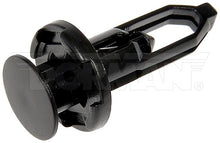 Charger l'image dans la galerie, 963-125D Pack Of 3 Hood / Trunk / Bumper Retainers Dorman Canada