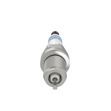 Load image into Gallery viewer, 9735 OE Fine Wire Iridium Spark Plug Bosch Canada