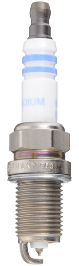 9735 OE Fine Wire Iridium Spark Plug Bosch Canada