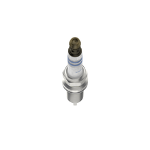 Load image into Gallery viewer, 9779 OE Fine Wire Iridium Spark Plug Bosch Canada