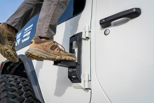 ACTENTJ546 Enthuze Truck Cab Side Step Enthuze Canada
