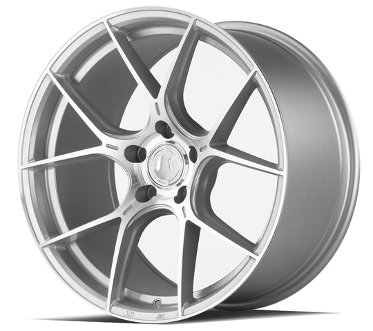 AH111895512035SMF - Aodhan AH-11 18X9.5 5X120 ET 35mm Gloss Silver Machined Face - Aodhan Wheels Canada