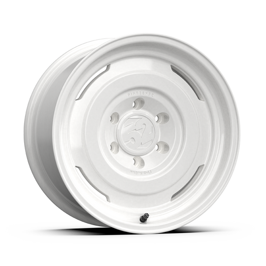 AHDCW-78055+25 - Fifteen52 Analog HD 17X8 5X150 ET 25mm Classic White - Fifteen52 Wheels Canada